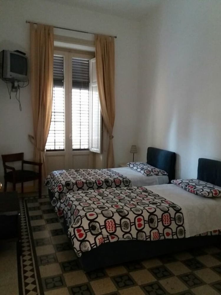 Hotel Palazzo Savona à Palerme Extérieur photo